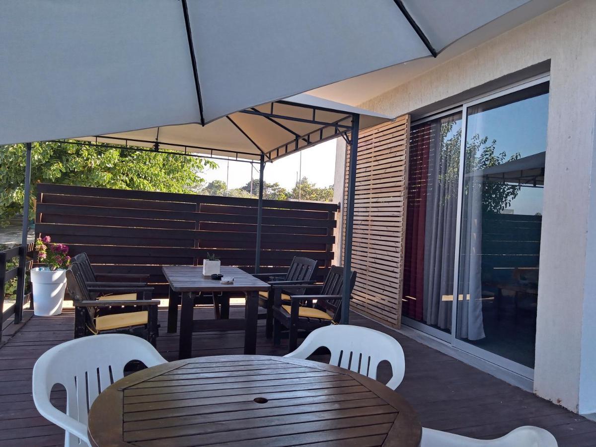 Ariadnis 3 Beds Apt Pomos Exterior photo
